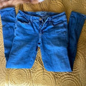 AEO 10 xlong skinny jeans